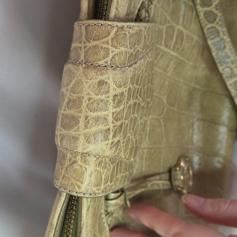 Vintage Brahmin Crocodile Embossed Olive Green Leather Crossbody Purse - Picture 13 of 17